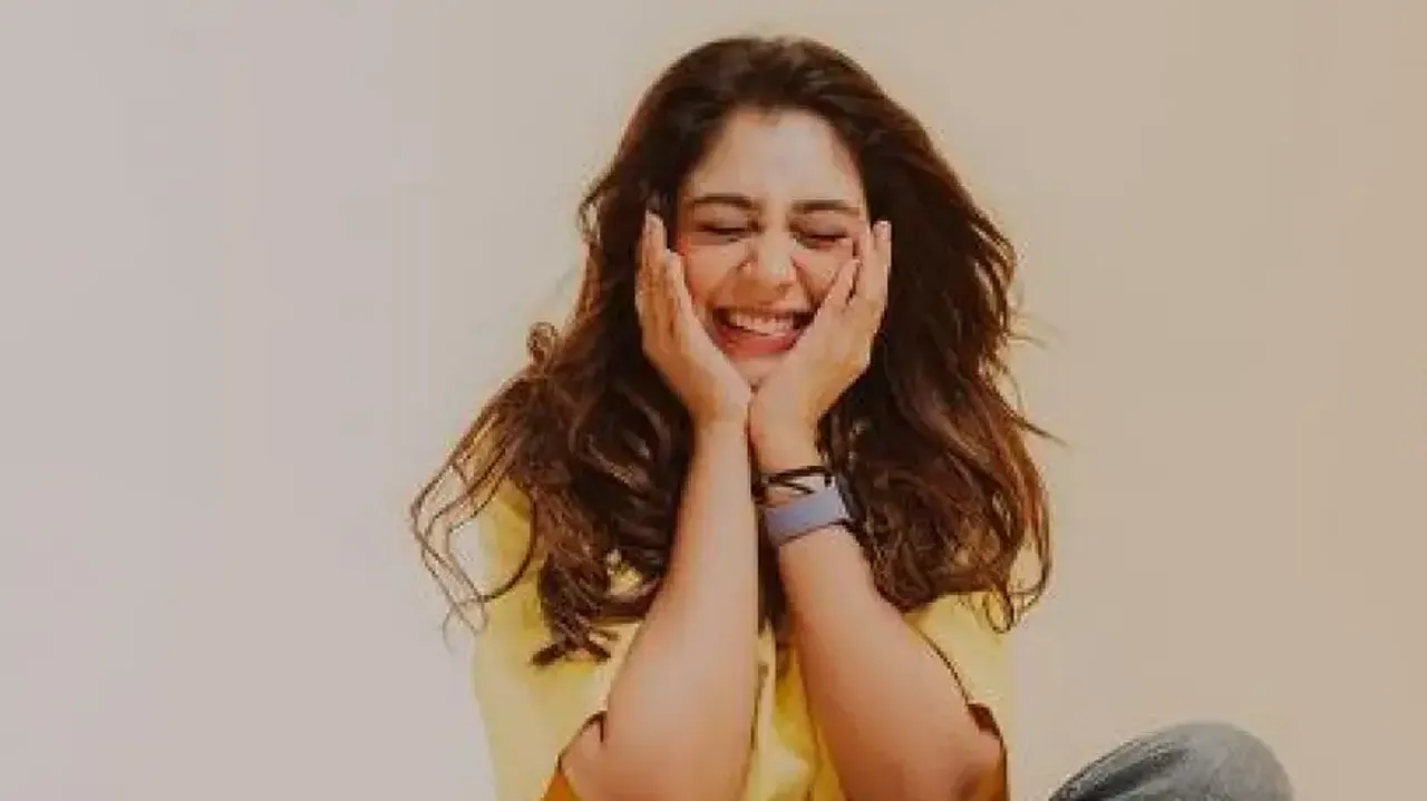 After Natasa Stankovic, actress Niti Taylor sparks divorce rumors with Instagram name change