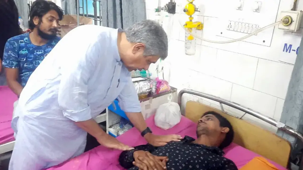 Rescue operation over, focus on restoration now, says Railway Minister after visiting train accident