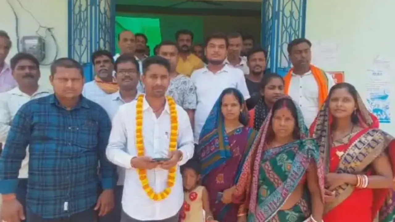 Odisha Sarpanch loses post for not knowing Odia