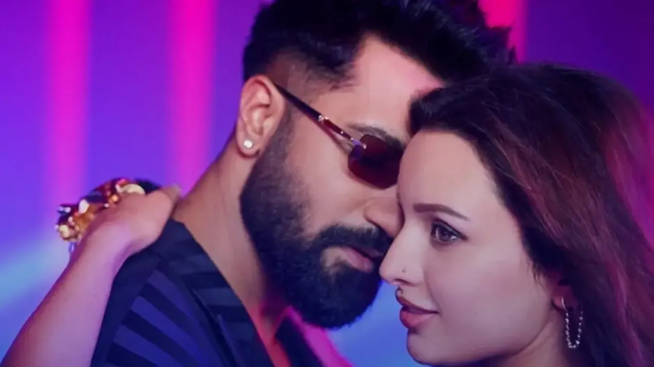 Vicky Kaushal, romancing Triptii Dimri in Bad Newz