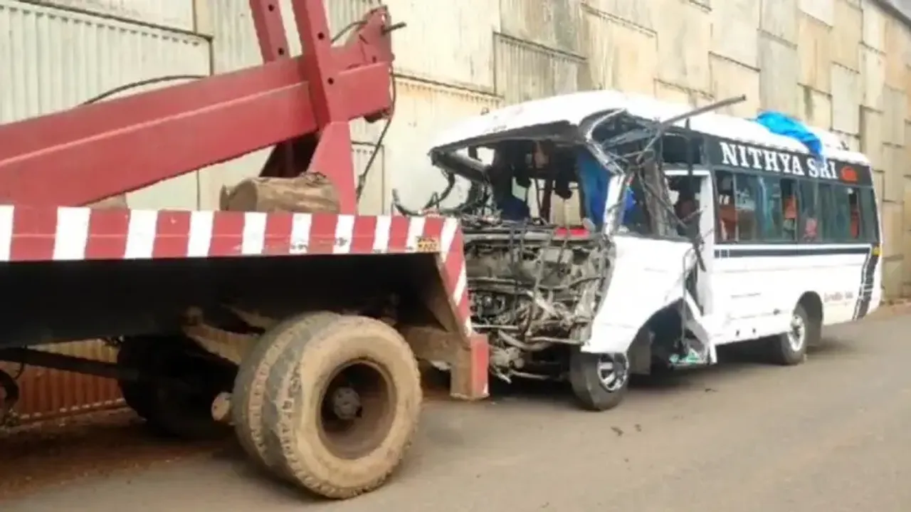 3 tourists killed, 20 injured in tragic road mishap in Odisha's Baripada