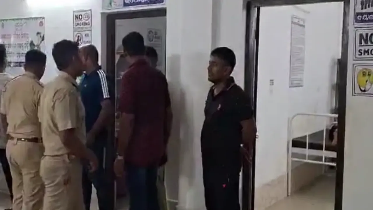 Police team attacked in Nuapada