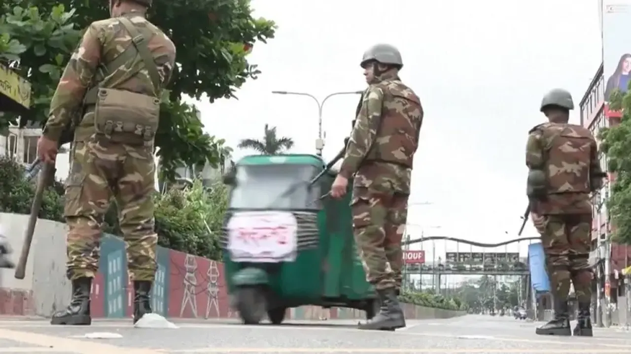 Around 1000 Indian students return home from riot-hit Bangladesh