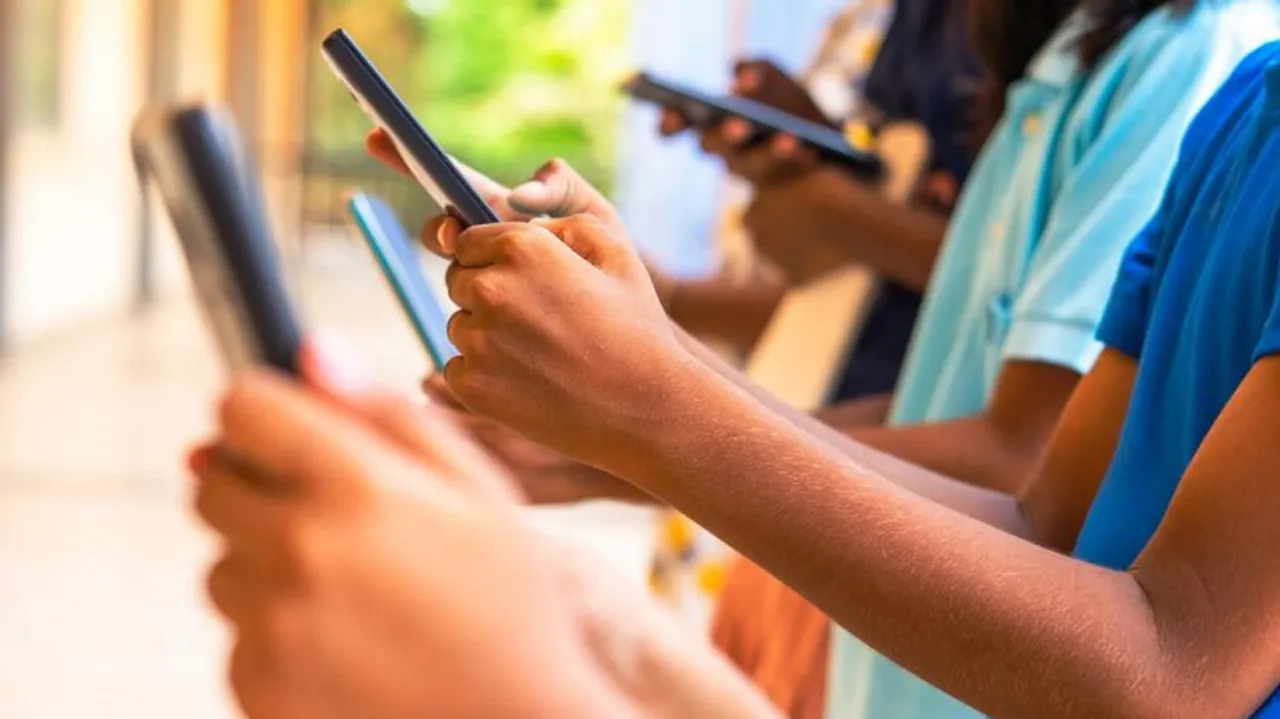 Over 3000 Odisha villages lack mobile network: complete coverage by 2024 end, says Minister
