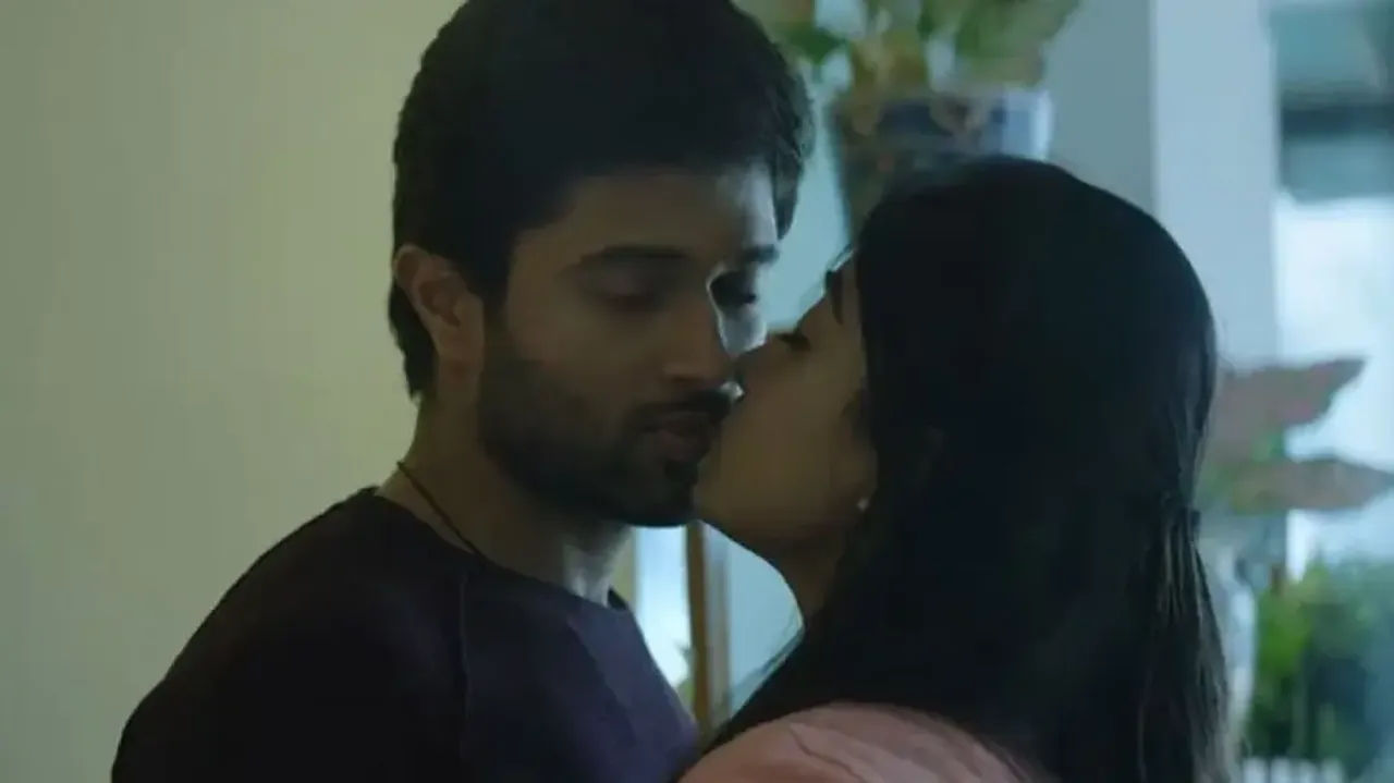 Vijay Deverakonda holds Rashmika Mandanna close in romantic picture