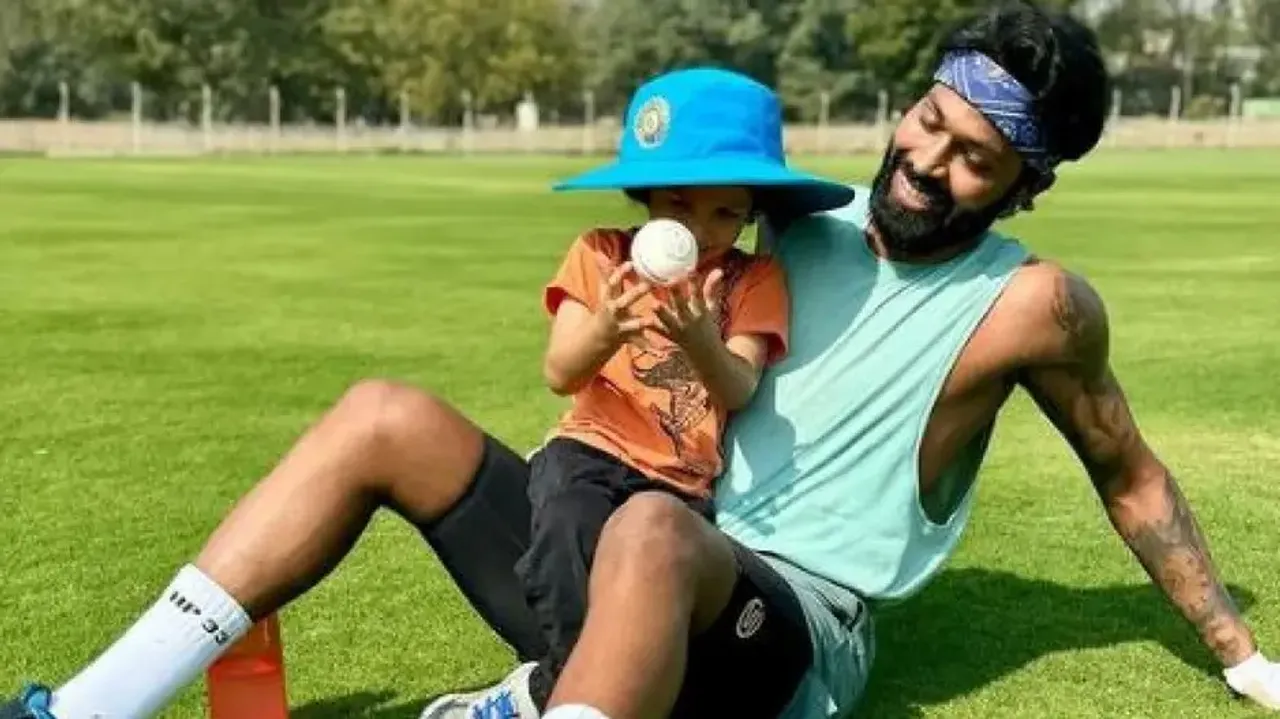 Hardik Pandya with his son Agastya