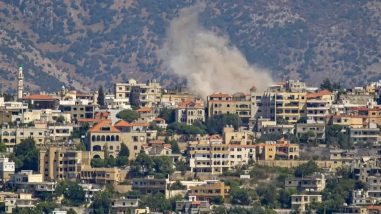 Hezbollah, Israeli army engage in fierce exchange of fire