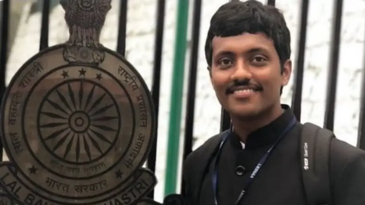 Meet 2011 IIT-JEE topper Prudhvi Tej who attended IIT Bombay, left ₹70L job to become IAS officer