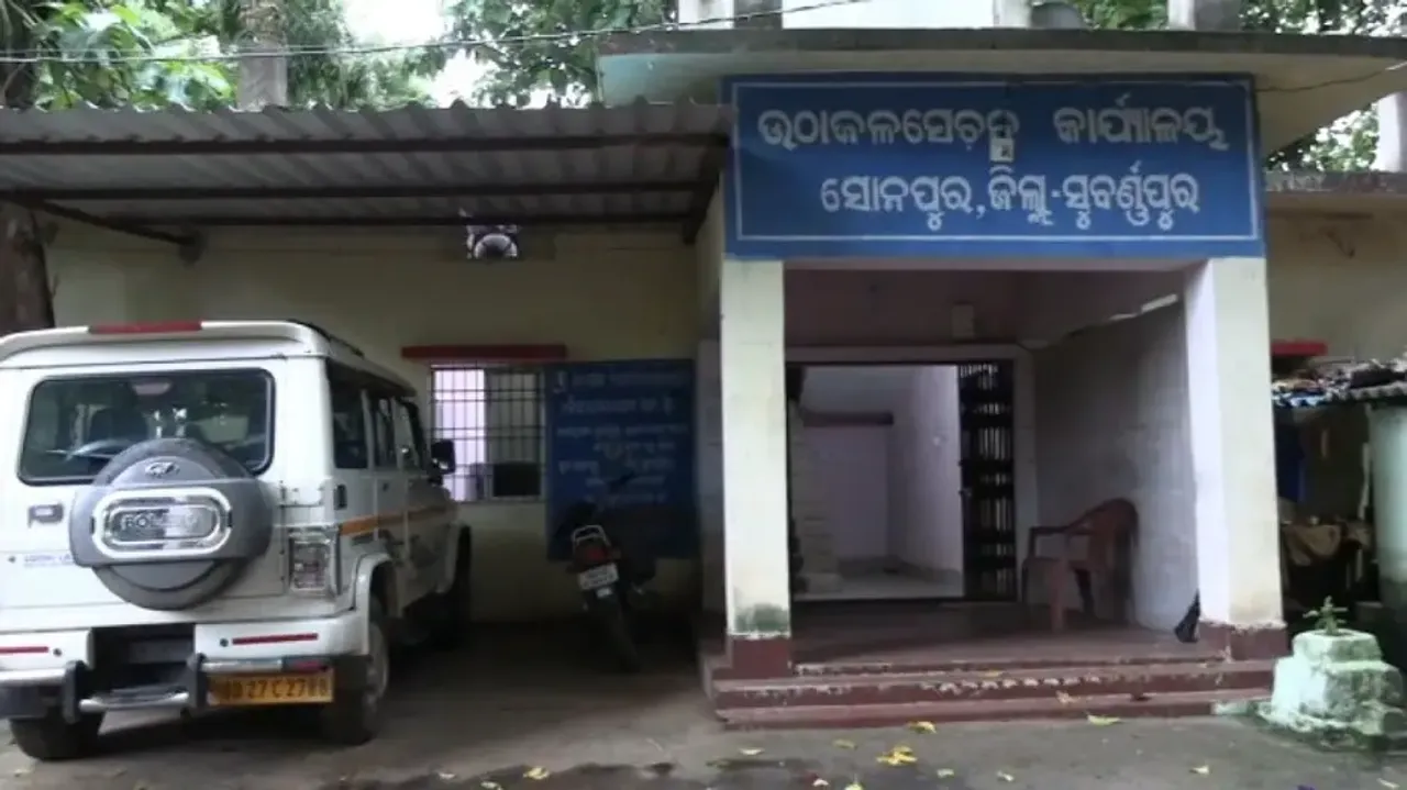Assistant accountant embezzles over Rs 1 crore government fund in Sonepur