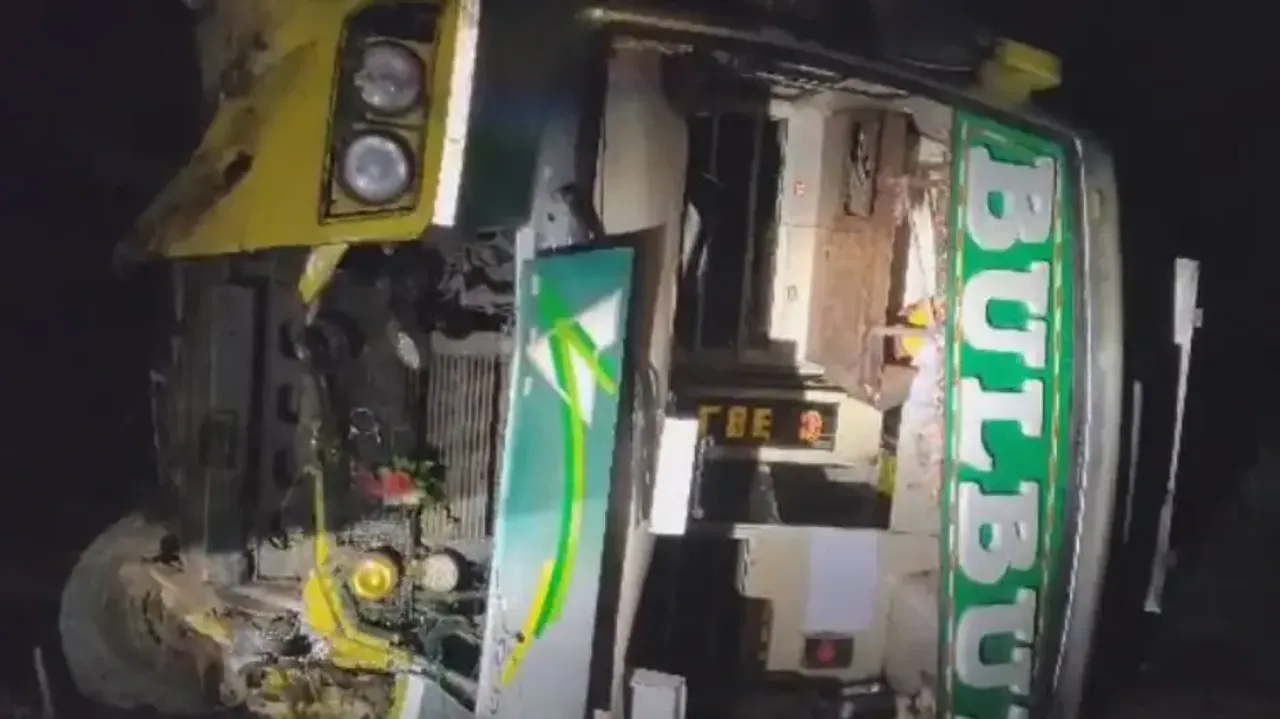 'Tipsy' driver overturns bus leaving 19 passengers critically injured in Bargarh
