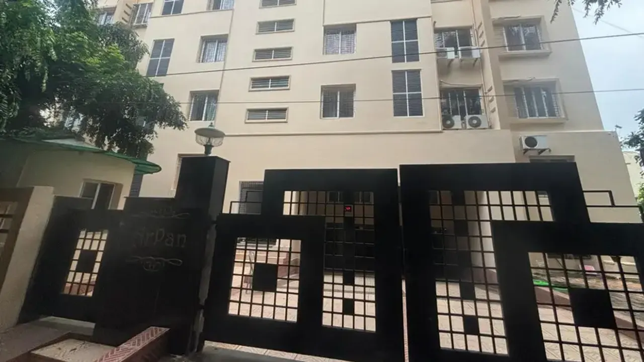 Former chief engineer of Roads & Building in Vigilance net, raids on at 9 places