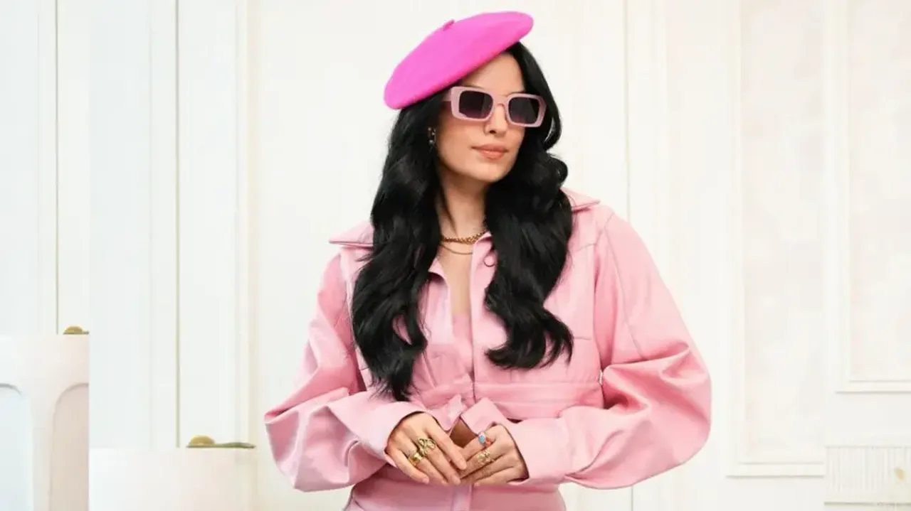 Parting ways with Hardik Pandya, Natasa Stankovic likes 'cheating and emotional abuse' posts!