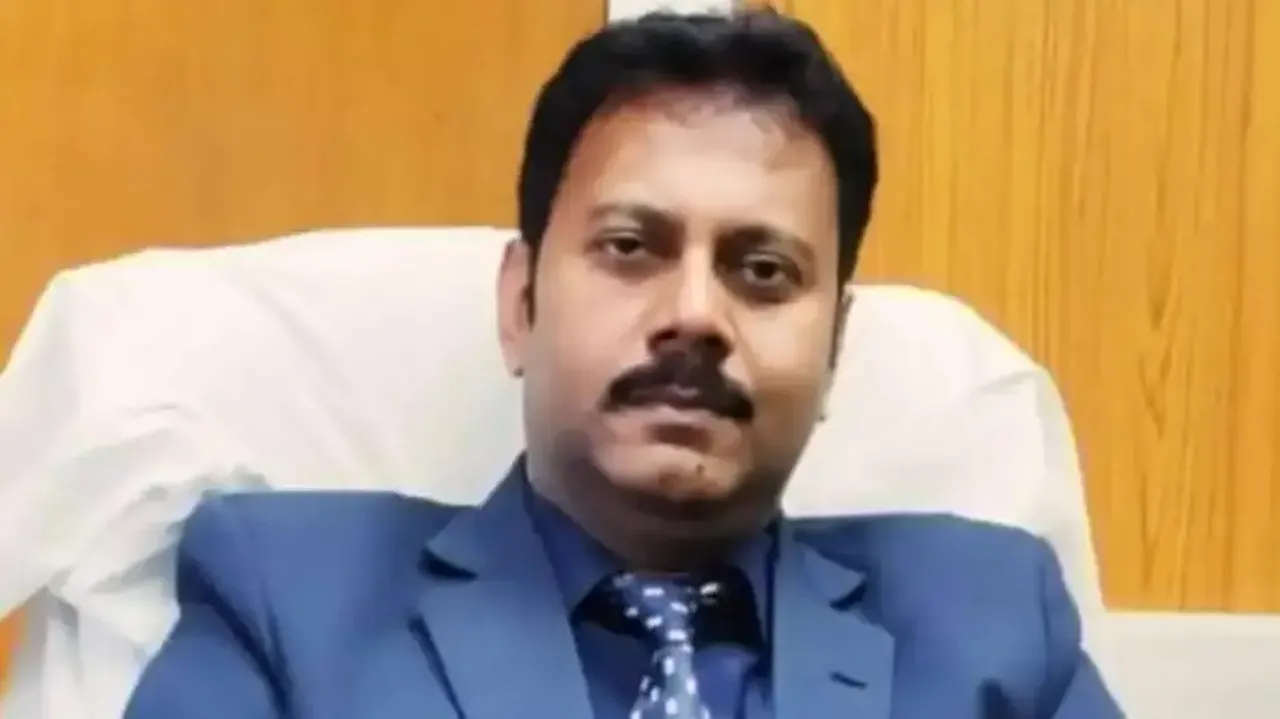 former principal of state-run R.G. Kar Medical College & Hospital, Dr Sandip Ghosh