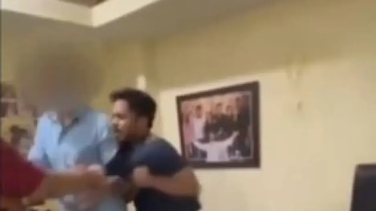 Teacher threatens girl student with ‘rape’, angry brothers teach him lesson for life – Watch
