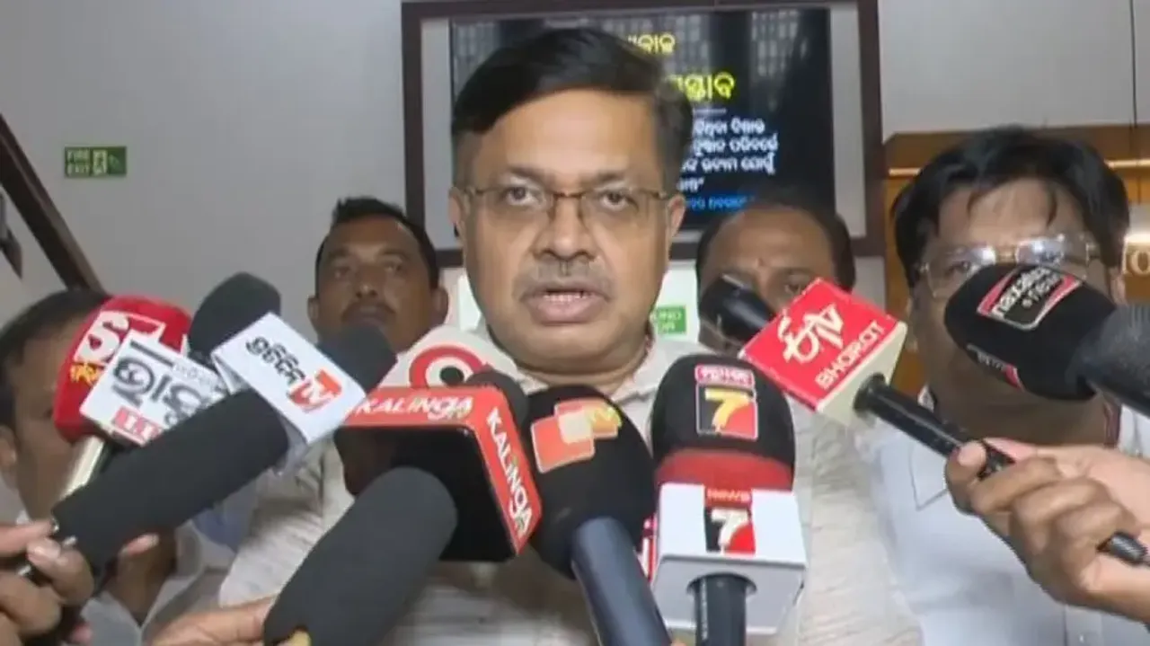Odisha hooch Tragedy: Illegal liquor units to be bulldozed, says Minister 