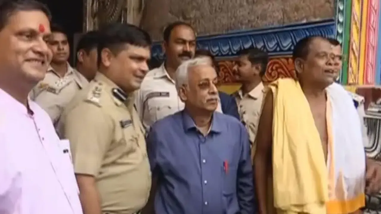 Puri Srimandir Ratna Bhandar chests and almirahs shifted 