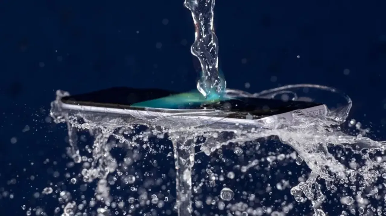 Viral YouTube video claims to dry it within seconds