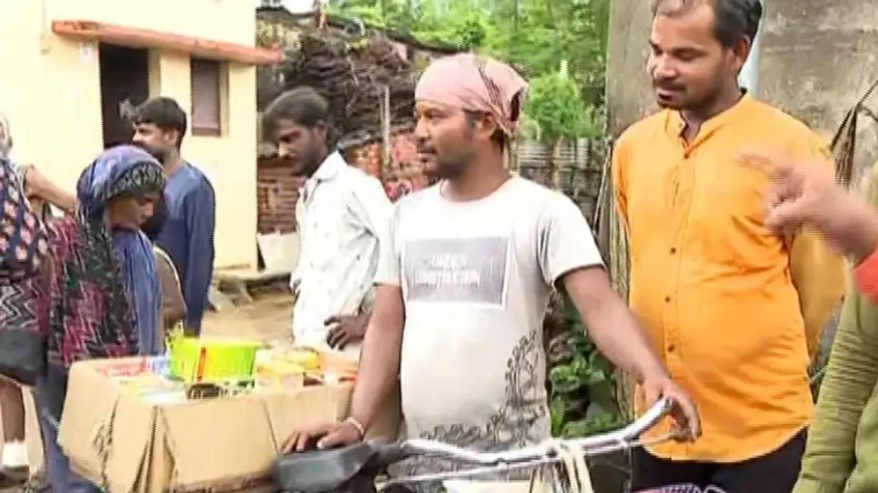 A person was found selling ayurvedic medicines with a cycle in Bhubaneswar
