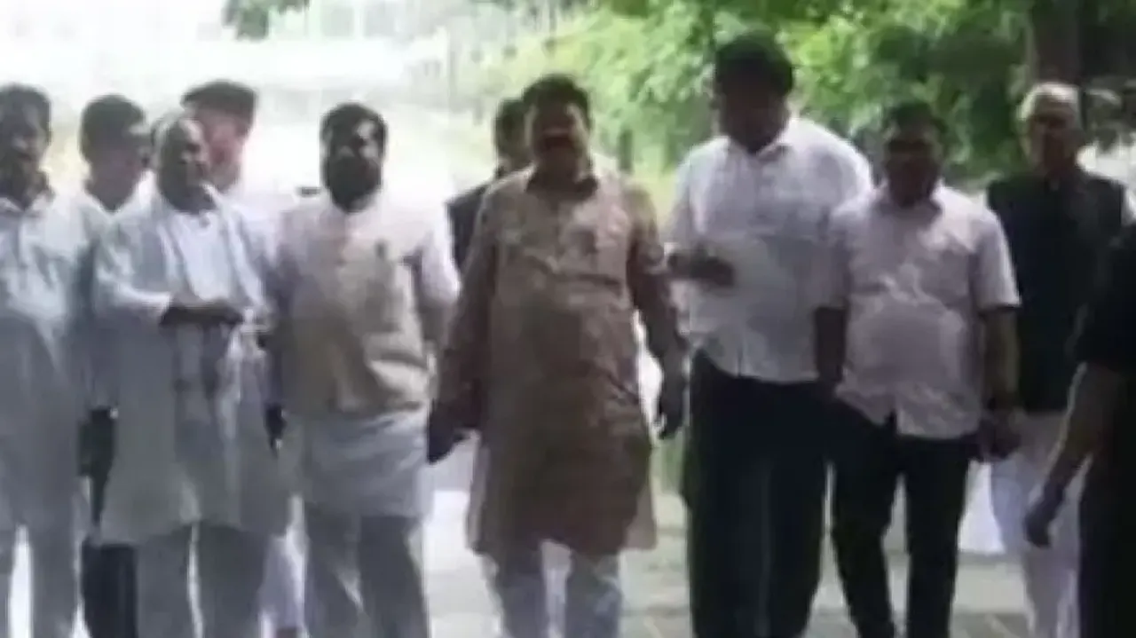 'Stop medical college admissions, implement reservations first': Congress meets Odisha Governor