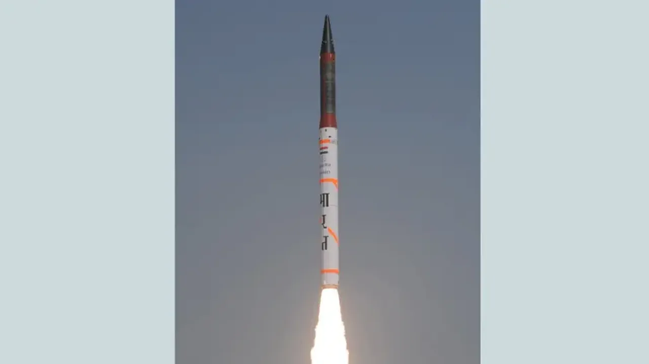 India successfully launches Agni-4 ballistic missileIndia successfully launches Agni-4 ballistic mis