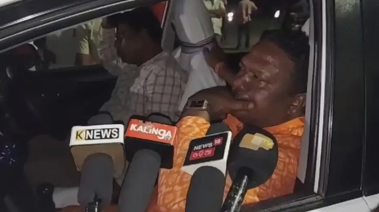 Odisha Minister gheraoed by locals in Dhenkanal