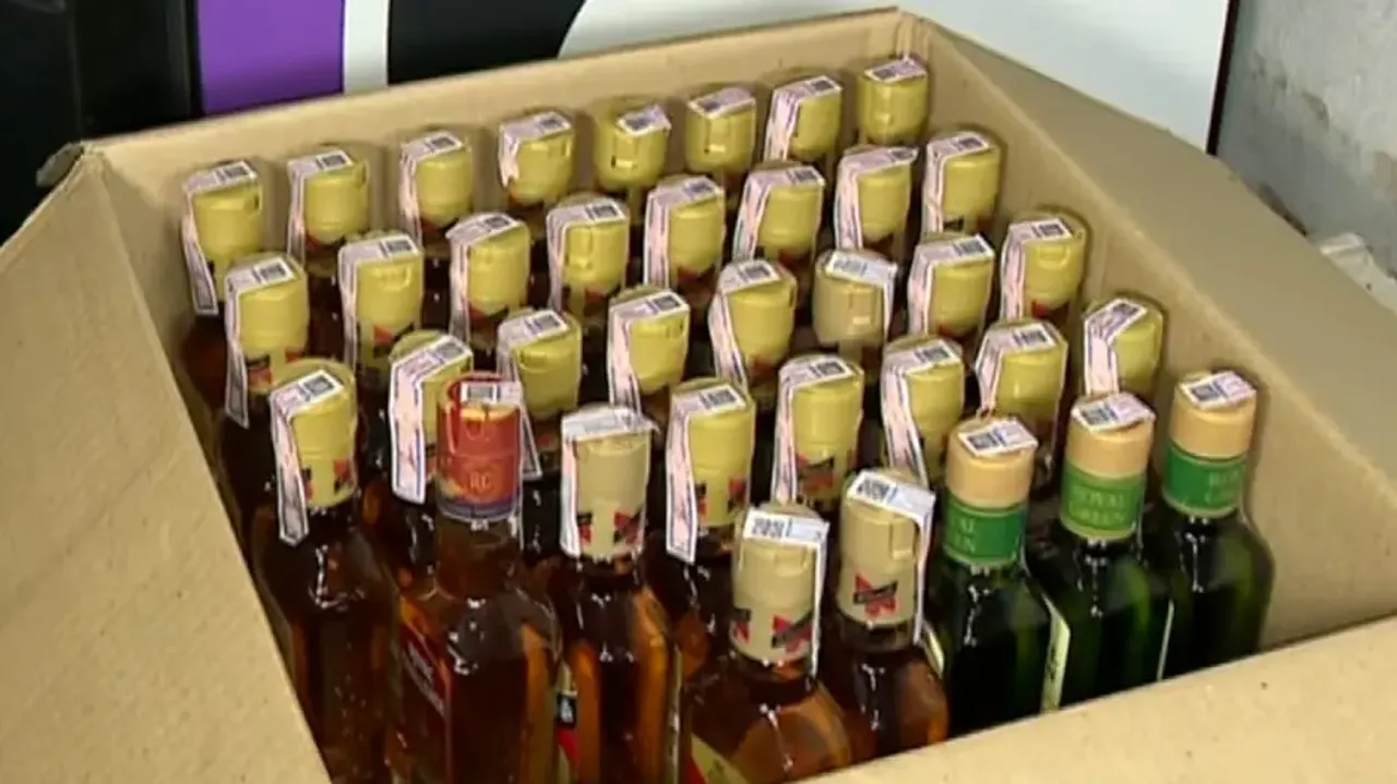 Huge quantity of duplicate liquor seized in Bhubaneswar