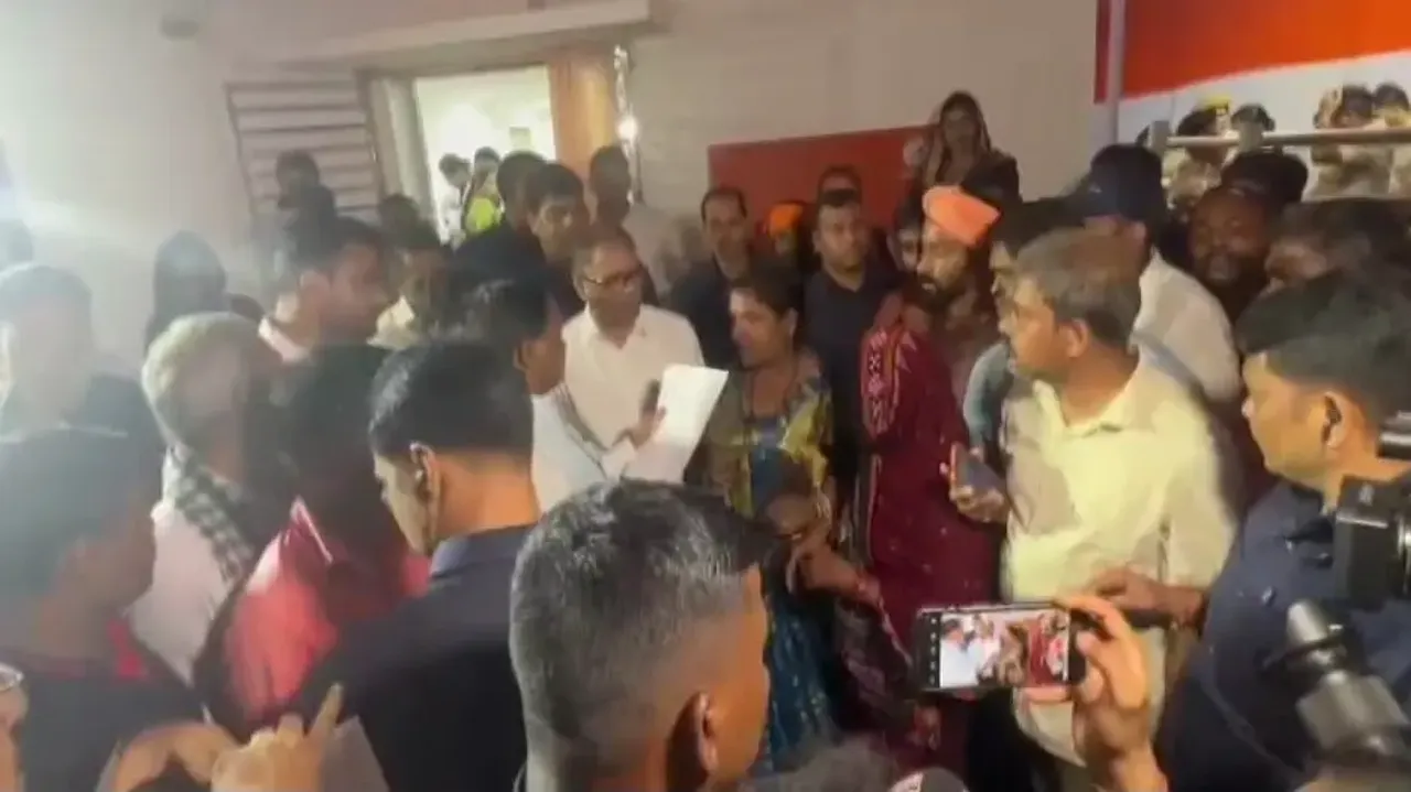 Farmers meet Odisha CM demanding action against accused officials in bank fraud