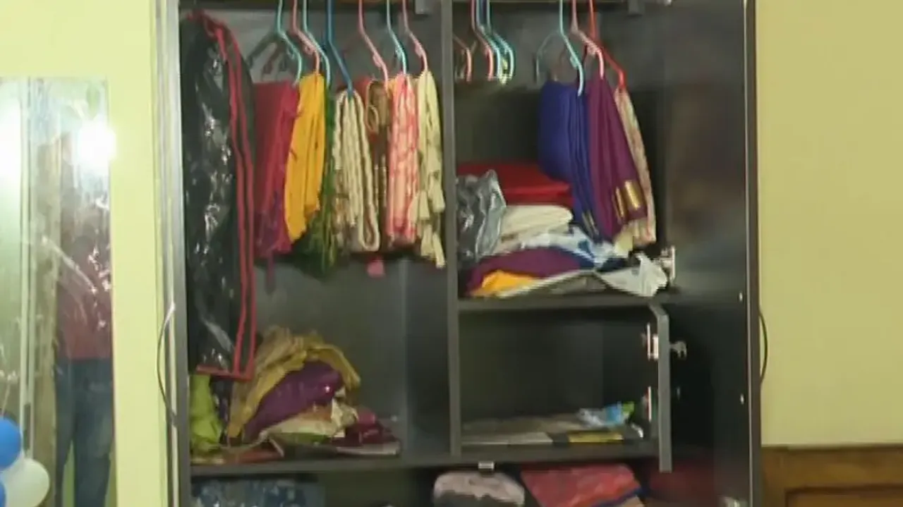 Woman loses wedding ring, gold earrings in another apartment loot in Bhubaneswar