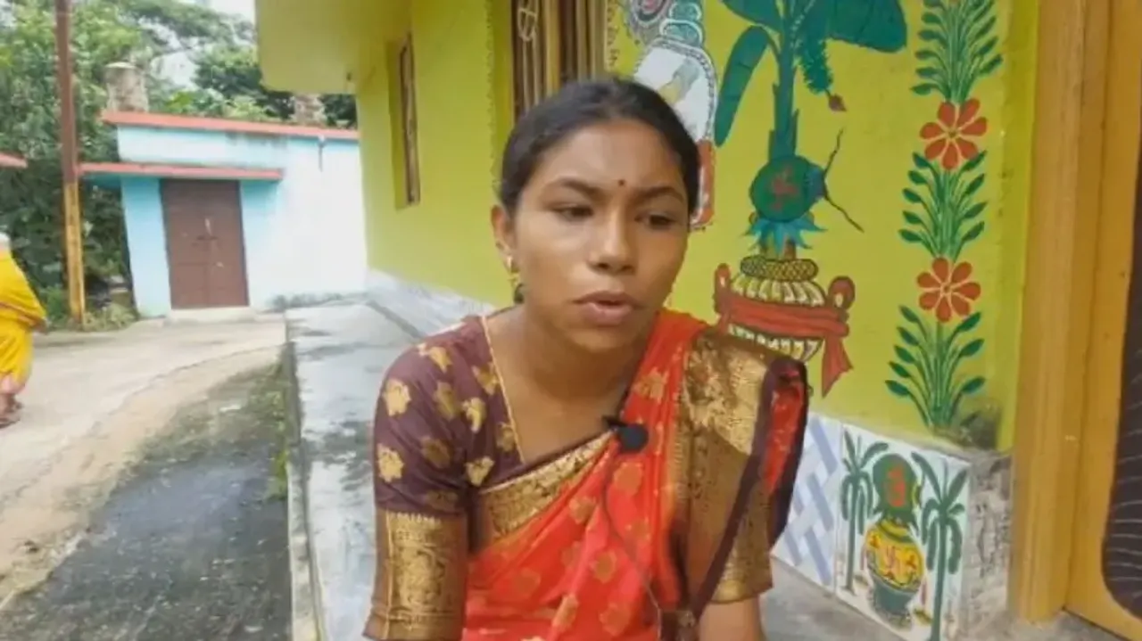 Got 'cheated' in love, Odisha girl sits on dharna outside boyfriend’s house, vows to kill herself
