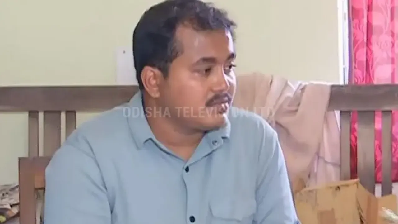 Odisha Vigilance catches food safety officer while accepting bribe in Kendrapara