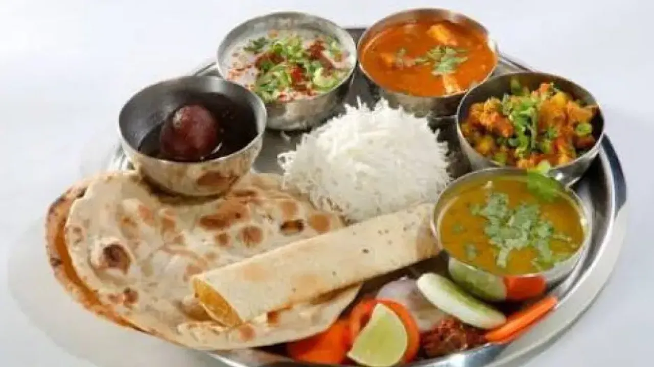 Home-cooked veg thali costlier by 11 pc in September, non-veg thali gets cheaper