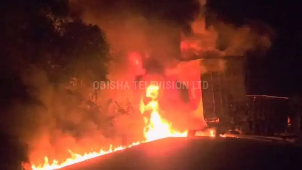 Driver charred to death as container catches fire following collision with truck in Sambalpur