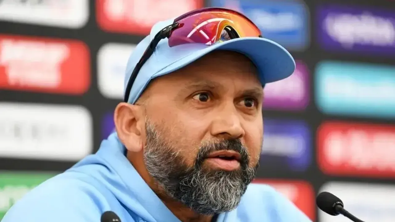 Mumbai Indians appoint Paras Mhambrey as bowling coach