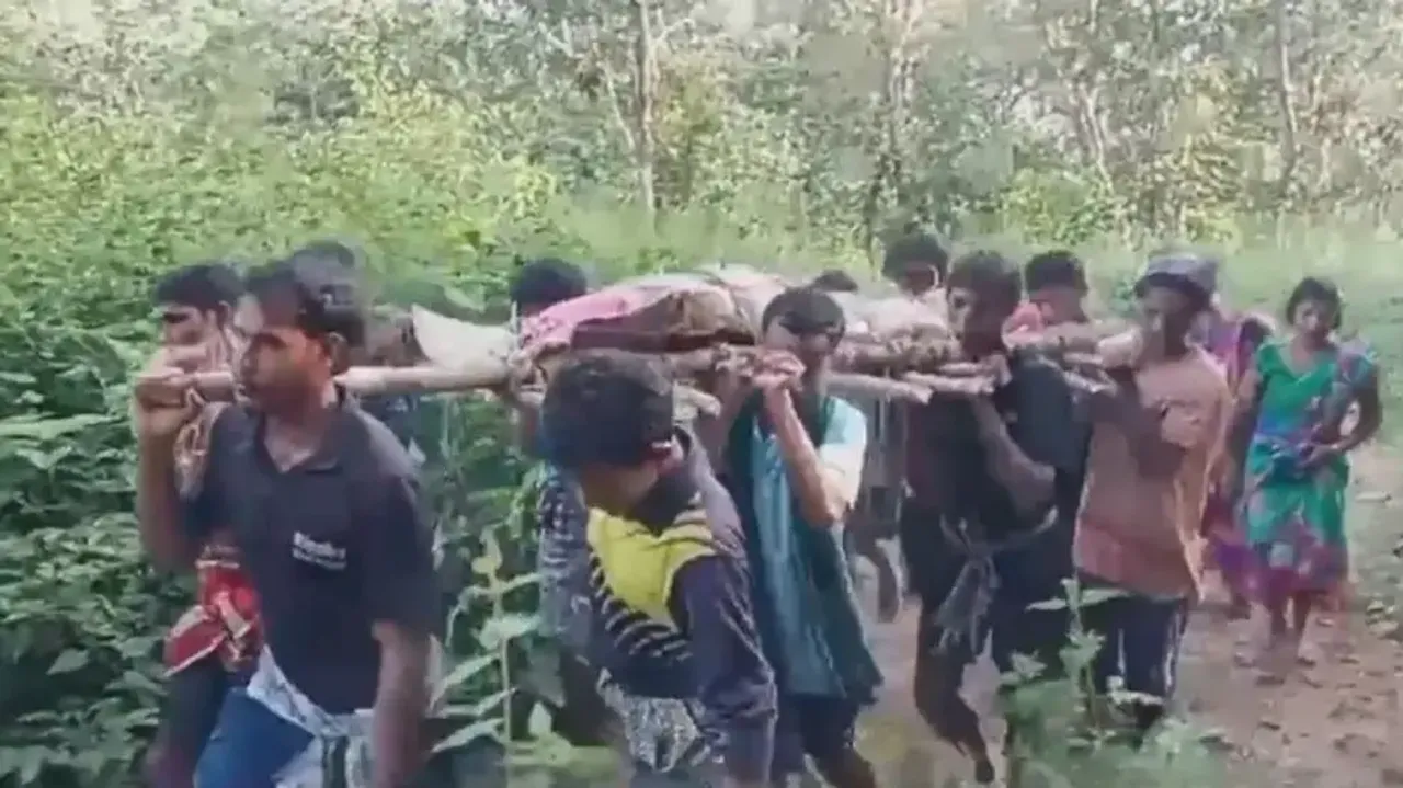 Pregnant woman dies, body carried for 2km as hearse van gets stuck mid-way due to bad road