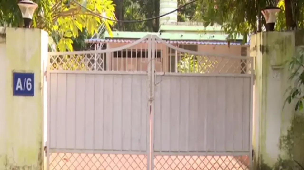 Looters break open IAS officer’s government quarters in Bhubaneswar