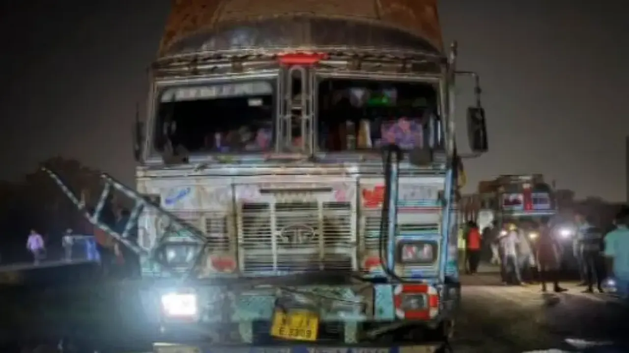 Separate road accidents claim 6 lives in Odisha, leave several injured