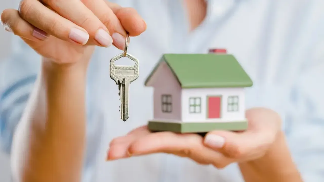 Odisha govt distributes house allotment letters to 116 slum dwellers