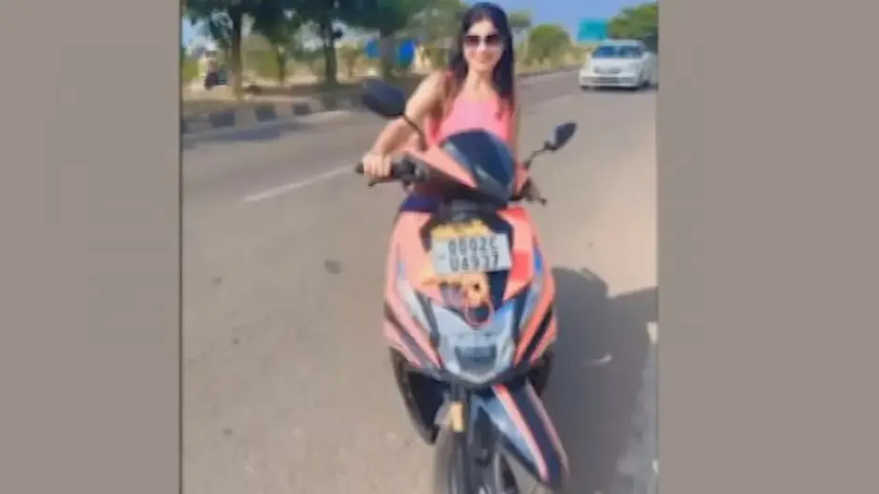 Odia Jatra artist Rani Priyadarshini's scooter seized for filming reel without helmet 