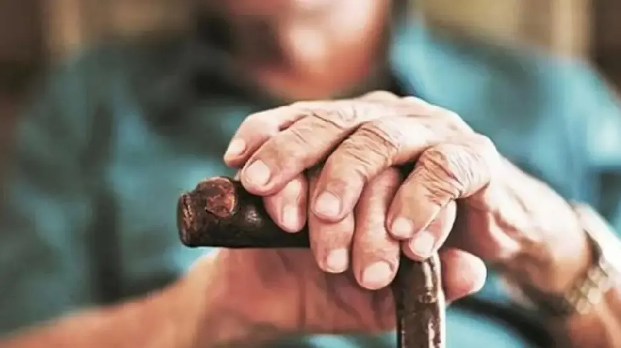  14 lakh Ayushman Vay Vandana cards created for elderly above 70 in a month: Centre