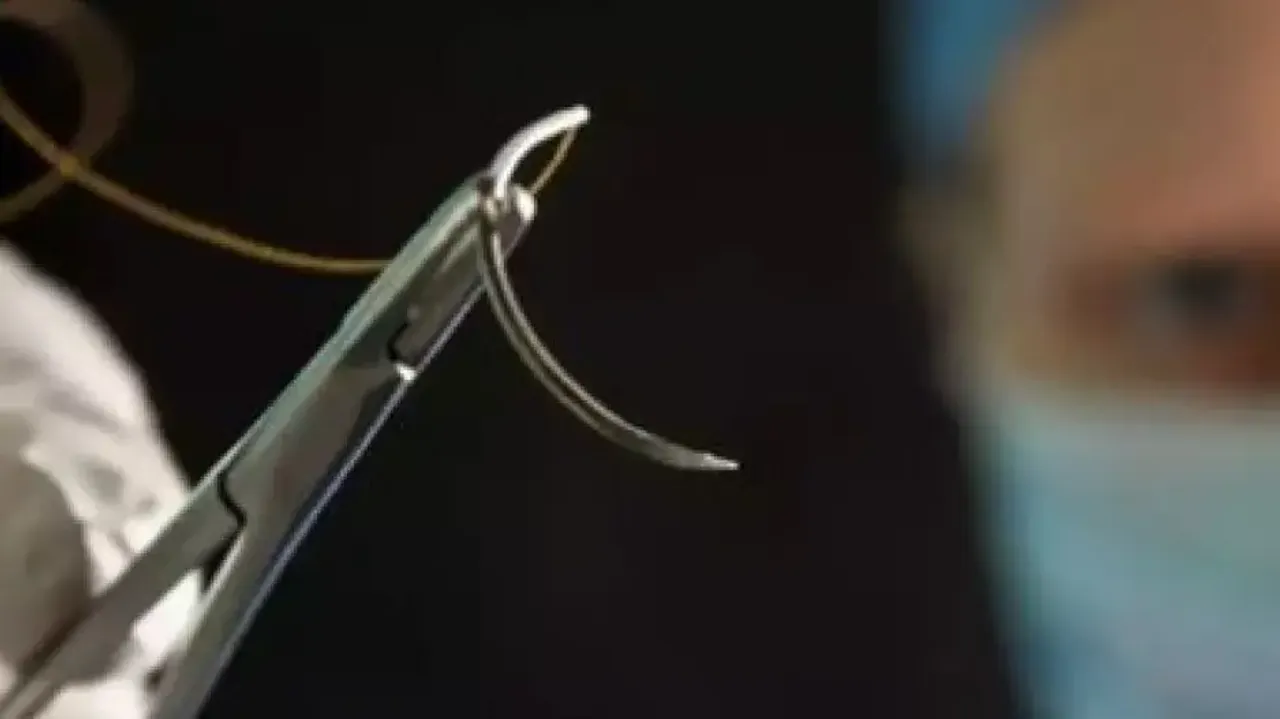 Needle found in girl's arm after tetanus jab at UP hospital; probe ordered