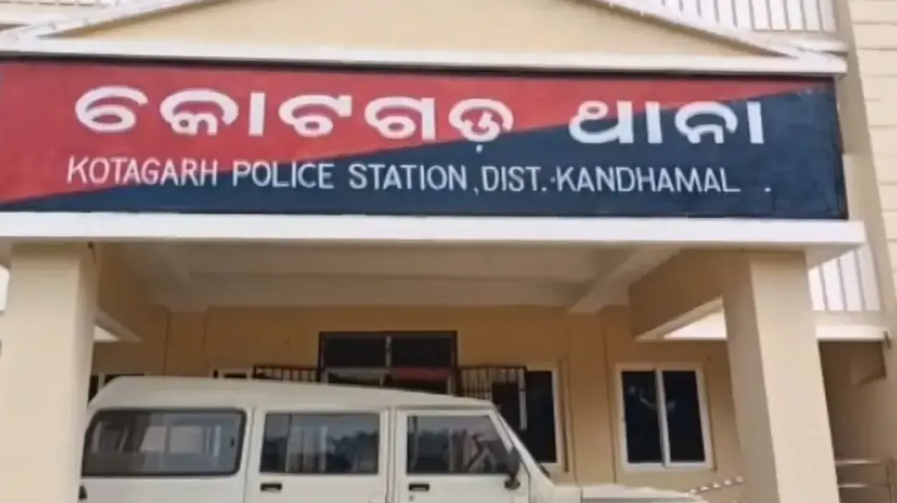 Extramarital affair: Odisha Police SI allegedly caught red-handed, wife files complaint