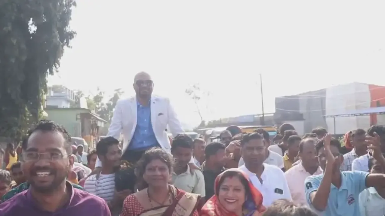 BDO gets emotional farewell in Odisha’s Malkangiri 