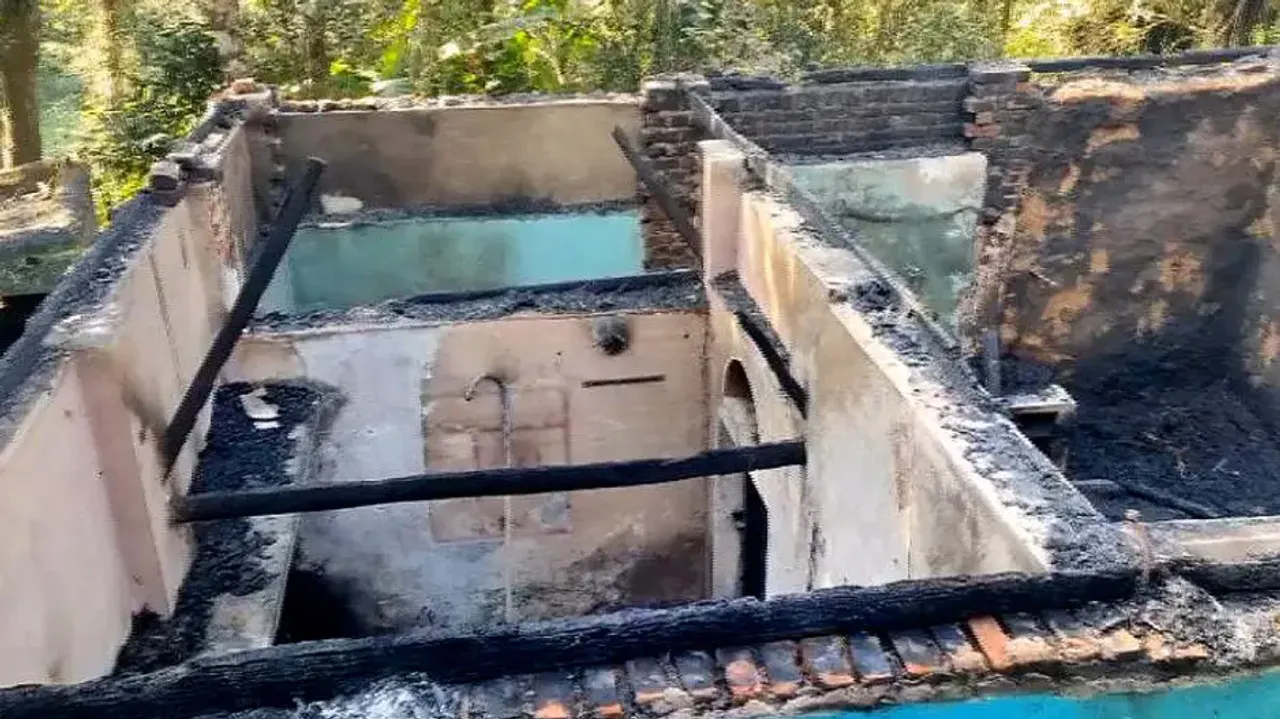 Odisha youth 'sets ex-girlfriend's house on fire'
