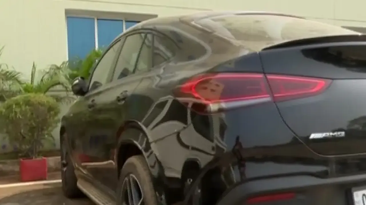 Cops seized another luxury car of real life bunty and babli