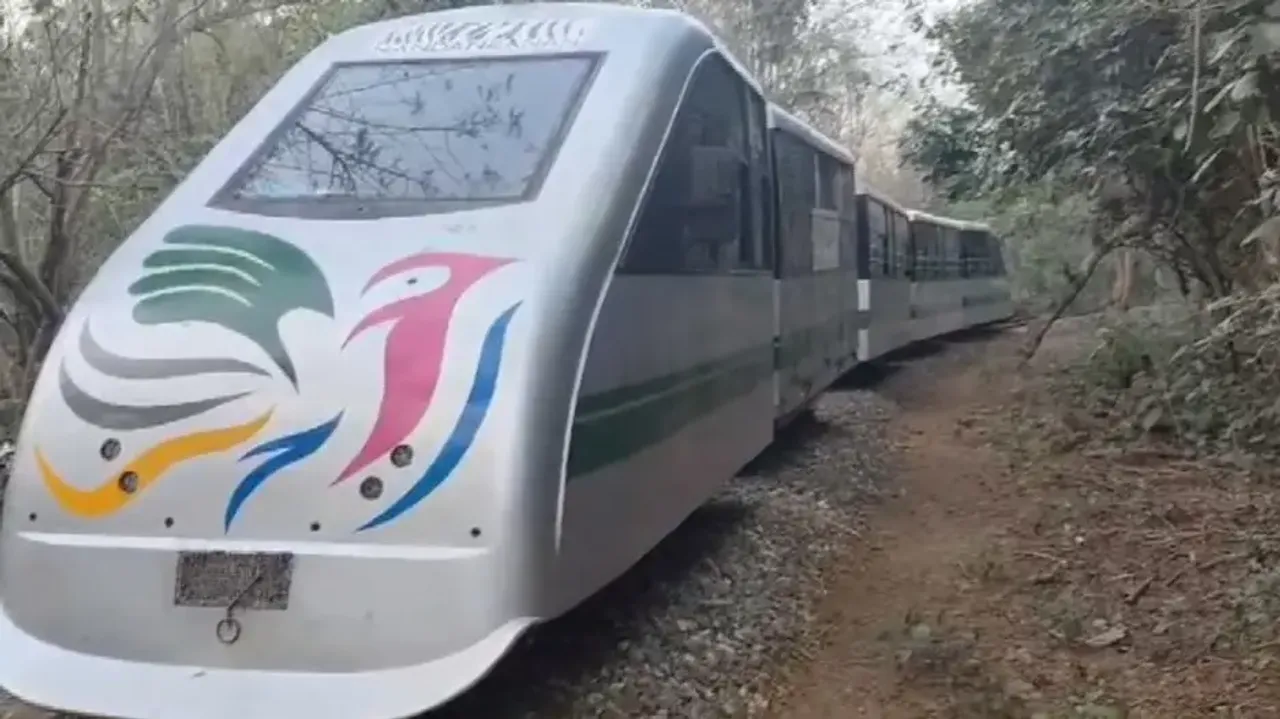Toy train halts at Nandankanan Zoological Park in Bhubaneswar