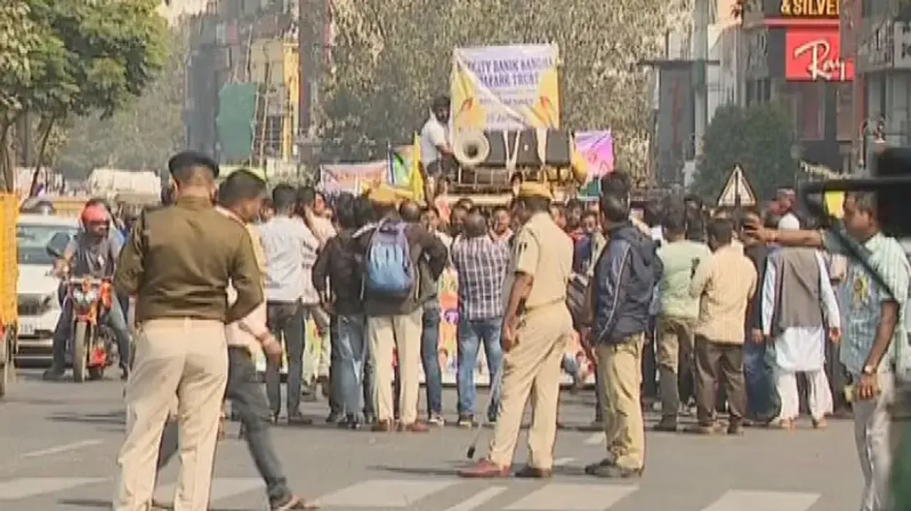 Street vendors stage demonstration in Bhubaneswar opposing eviction without rehabilitation