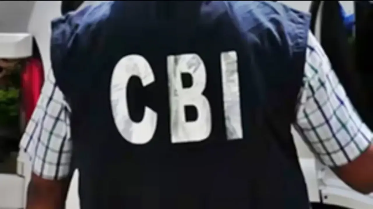 CBI books SBI employee for stealing bank customers' jewels worth Rs 8 cr  