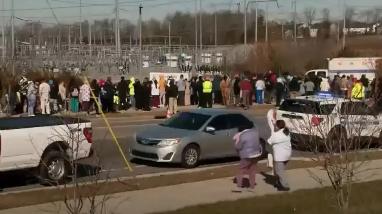 Shootout at US school