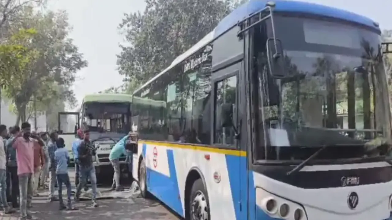 Mo Bus accident in Bhubaneswar