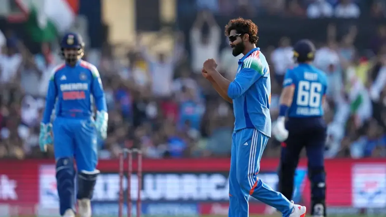 Jadeja spins web as India restrict England to 304 in 2nd ODI
